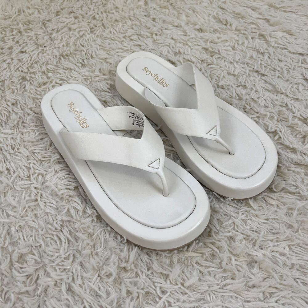 Seychelles White Flip Flops Women's Size 8 Platform Sandals